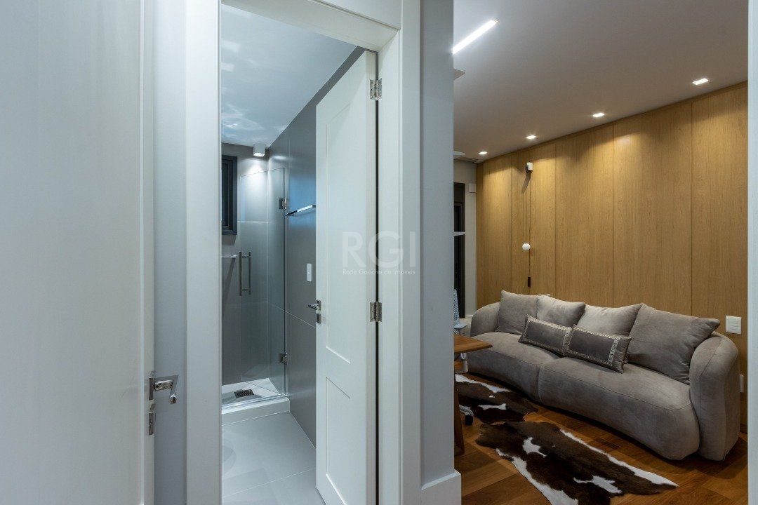 Apartamento à venda com 3 quartos, 256m² - Foto 34
