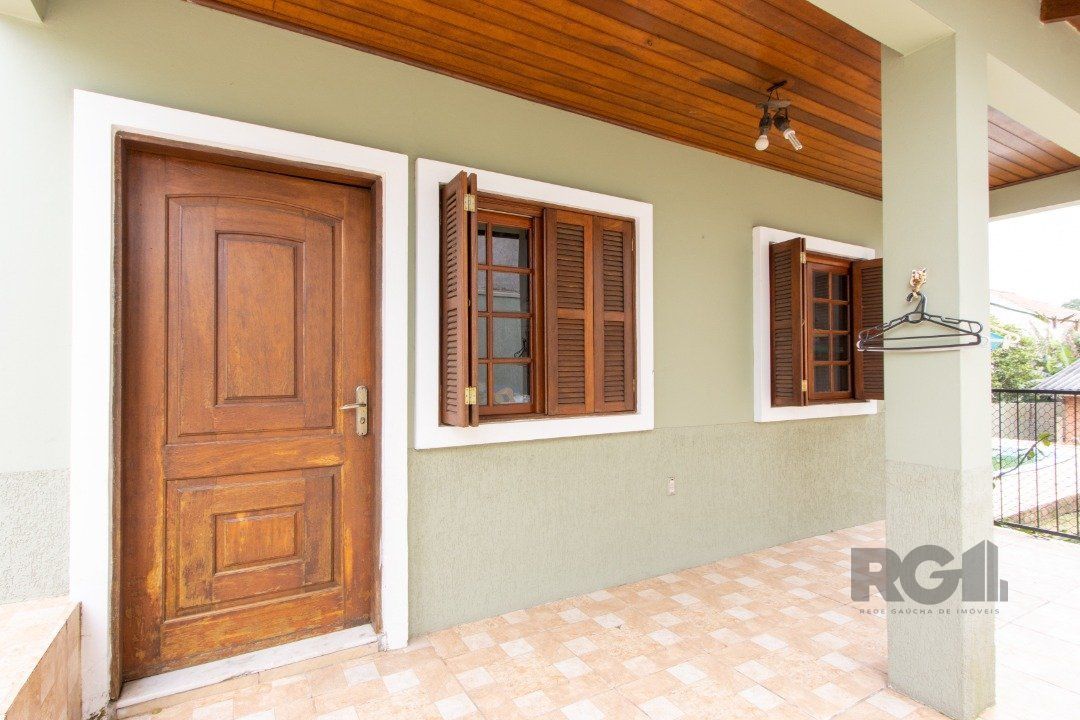 Casa à venda com 6 quartos, 342m² - Foto 37