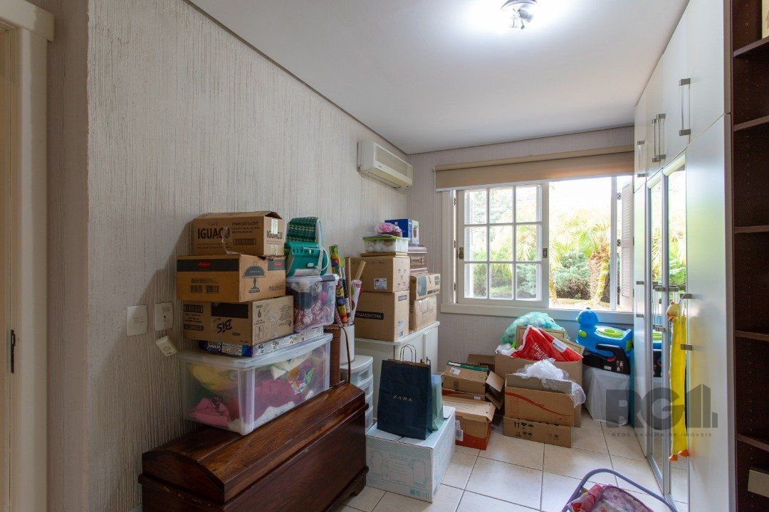 Casa de Condomínio à venda com 3 quartos, 330m² - Foto 31