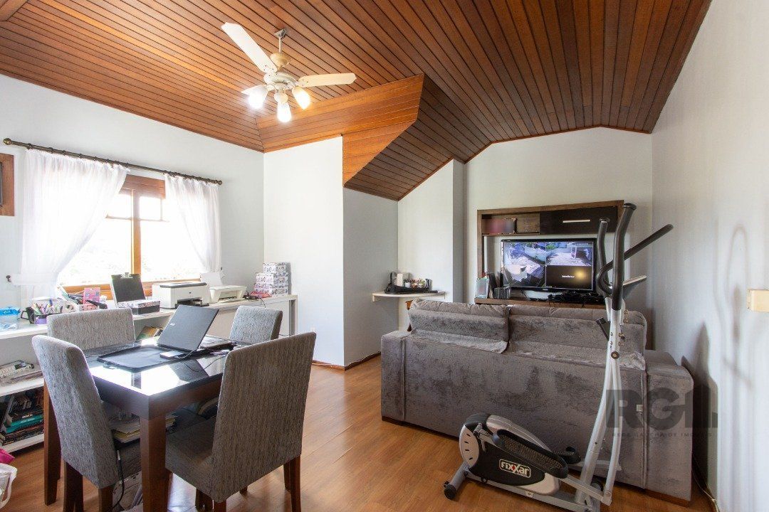 Casa de Condomínio à venda com 3 quartos, 225m² - Foto 47