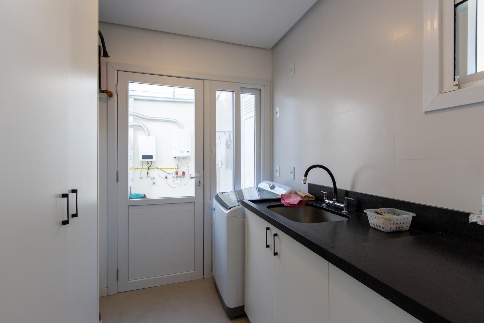 Casa de Condomínio à venda com 5 quartos, 318m² - Foto 16