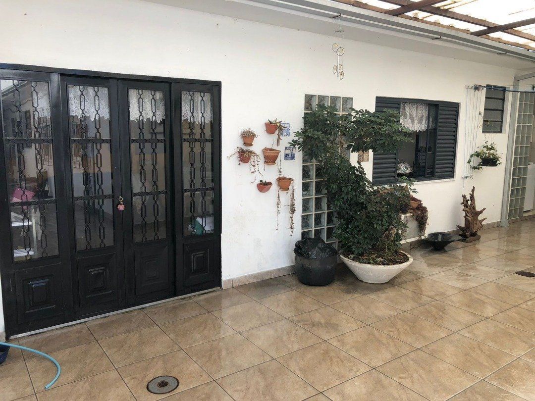Casa à venda com 3 quartos, 210m² - Foto 26