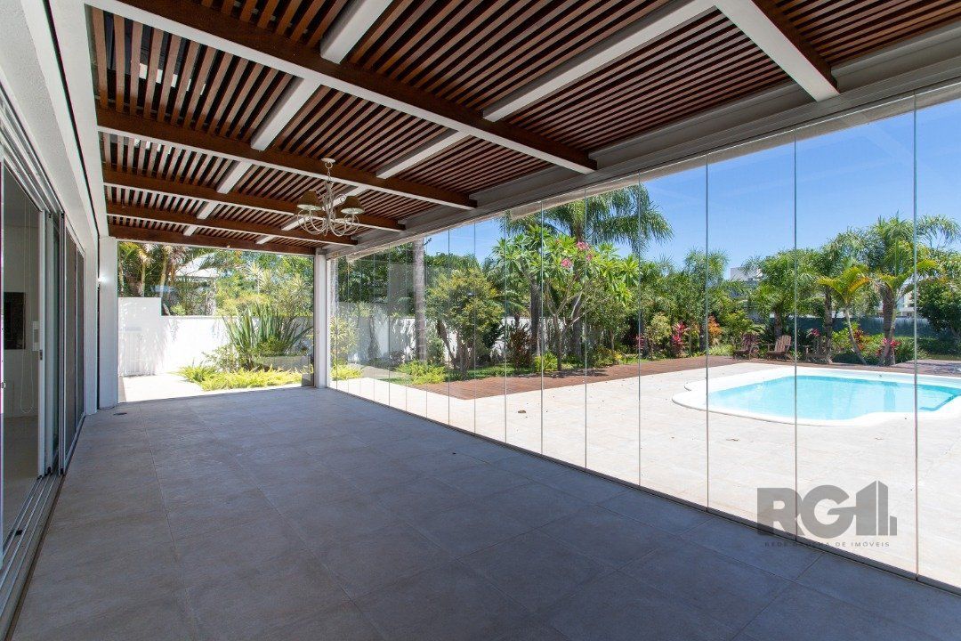 Casa de Condomínio à venda com 3 quartos, 450m² - Foto 21