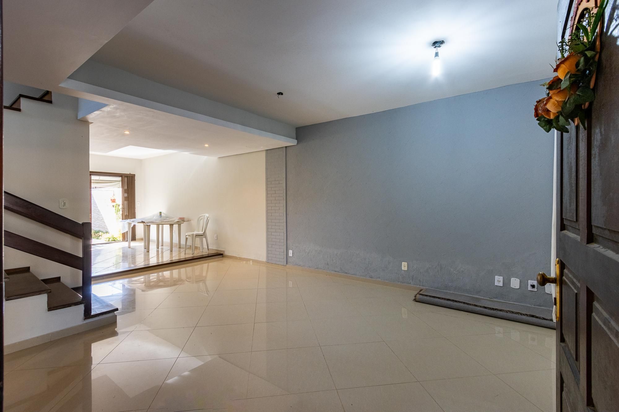 Casa, 3 quartos, 202 m² - Foto 3