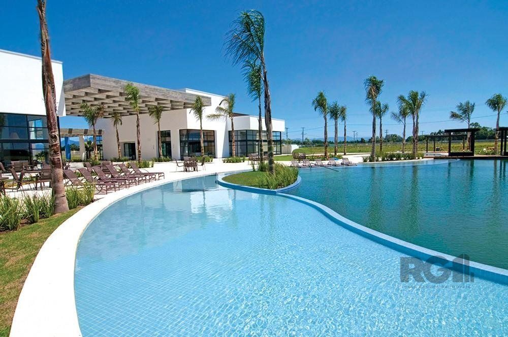 Casa de Condomínio à venda com 4 quartos, 275m² - Foto 2