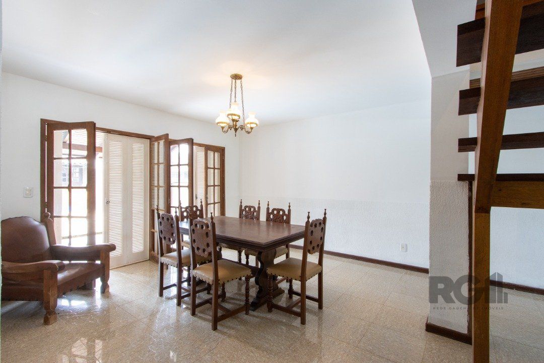 Casa à venda com 4 quartos, 256m² - Foto 13