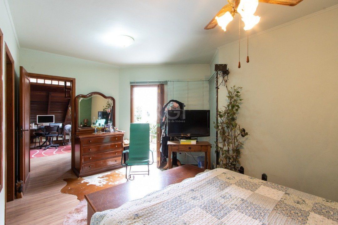 Casa à venda com 5 quartos, 250m² - Foto 41