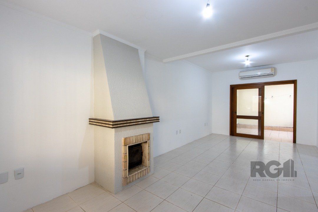 Casa de Condomínio à venda com 3 quartos, 192m² - Foto 8