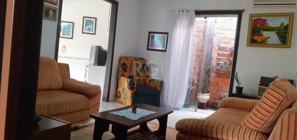 Casa à venda com 3 quartos, 80m² - Foto 3