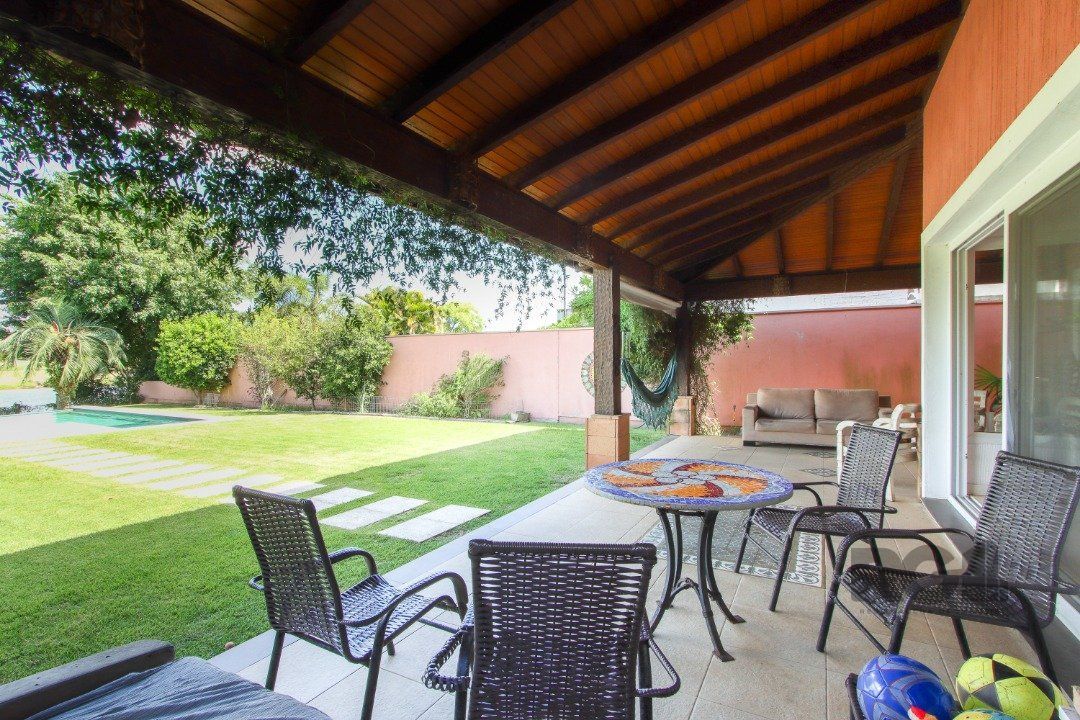 Casa de Condomínio à venda com 4 quartos, 341m² - Foto 28