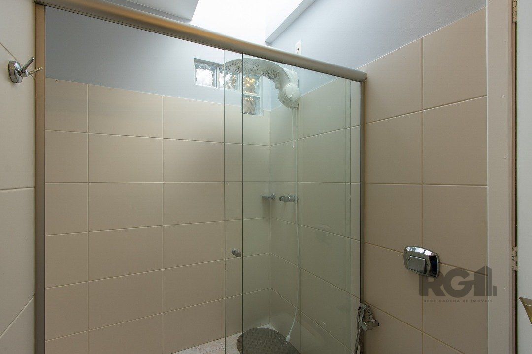 Casa de Condomínio à venda com 3 quartos, 217m² - Foto 49