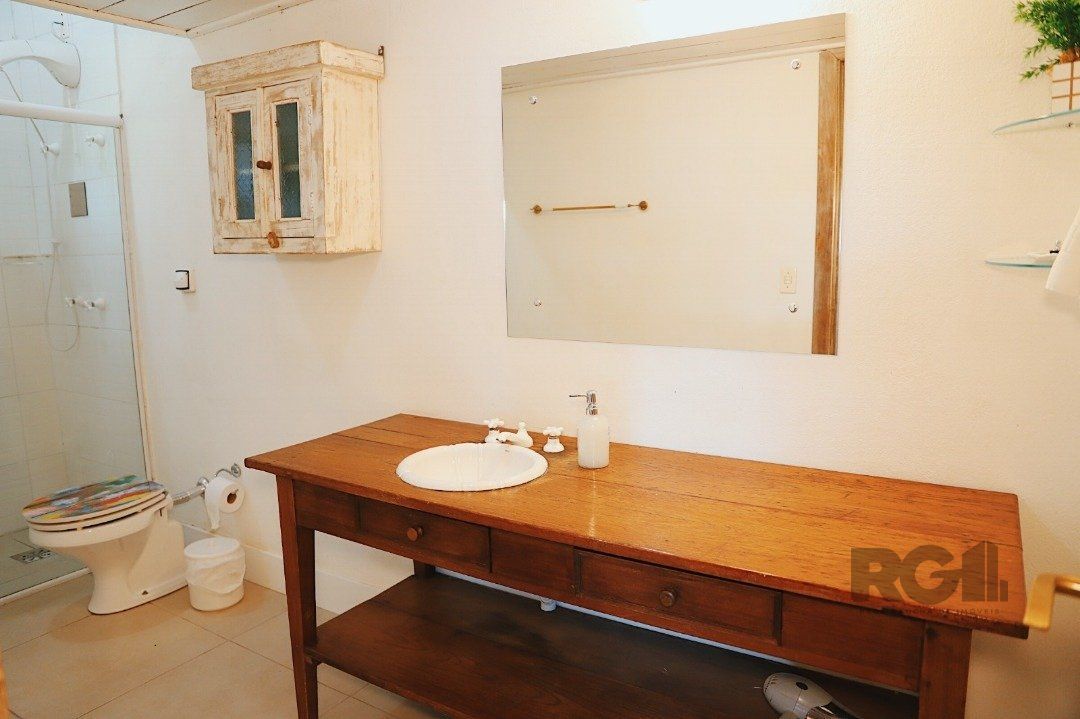 Casa à venda com 3 quartos, 236m² - Foto 24