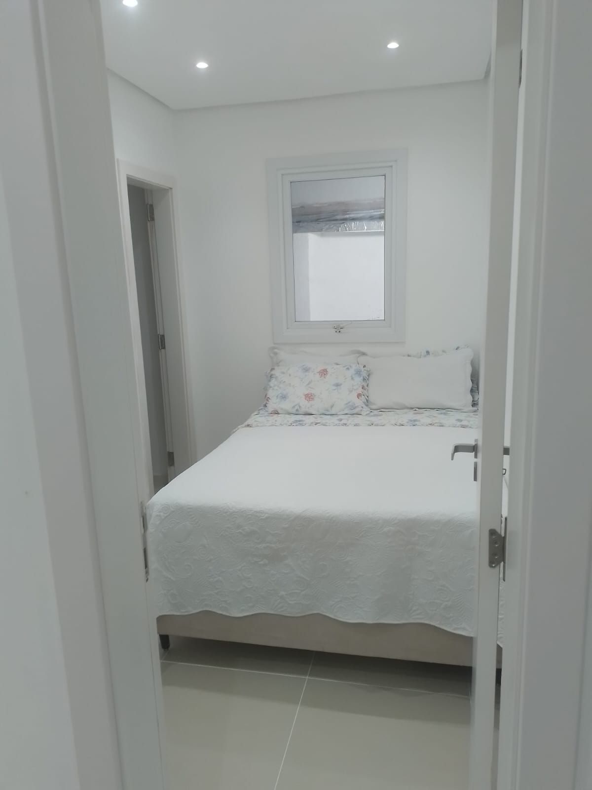 Casa de Condomínio à venda com 9 quartos, 324m² - Foto 17