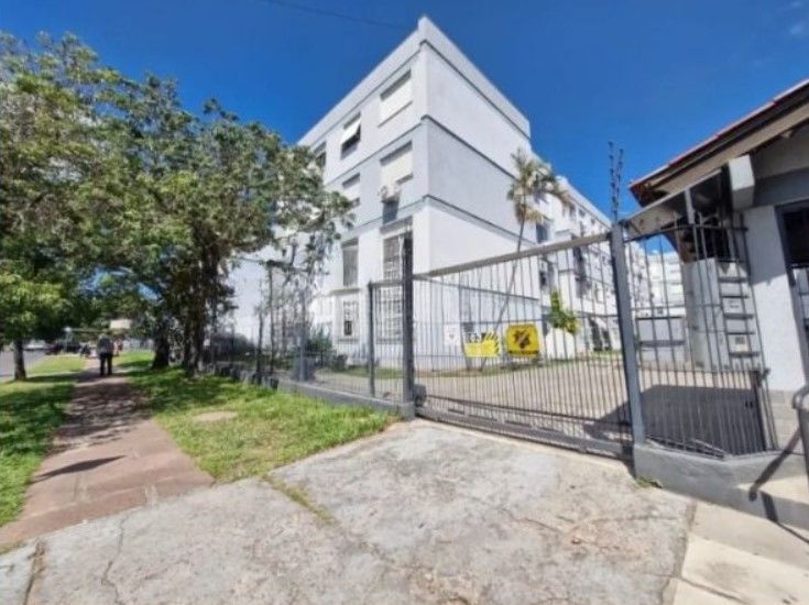 Apartamento com 3 dormitórios à venda no bairro Camaquã — foto 2