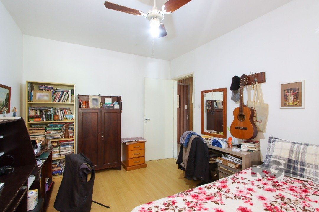 Casa à venda com 4 quartos, 200m² - Foto 12