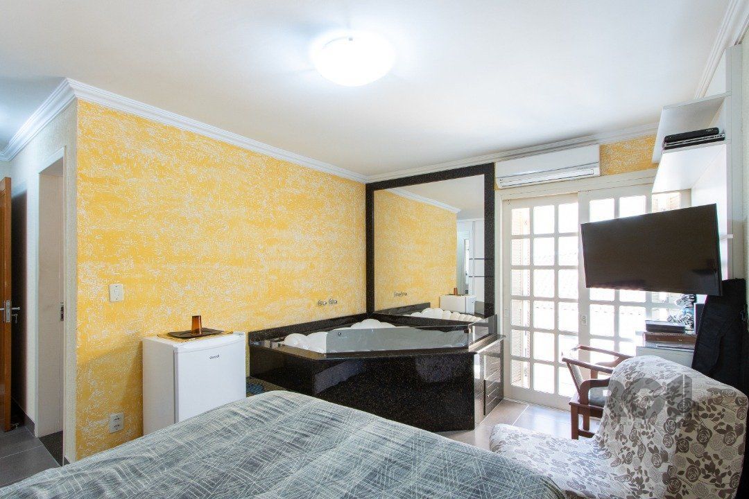 Casa, 4 quartos, 285 m² - Foto 57