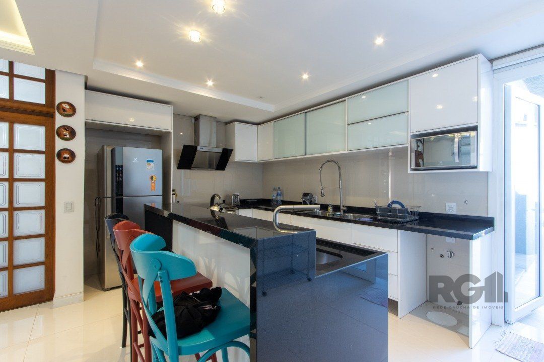 Casa à venda com 3 quartos, 222m² - Foto 15