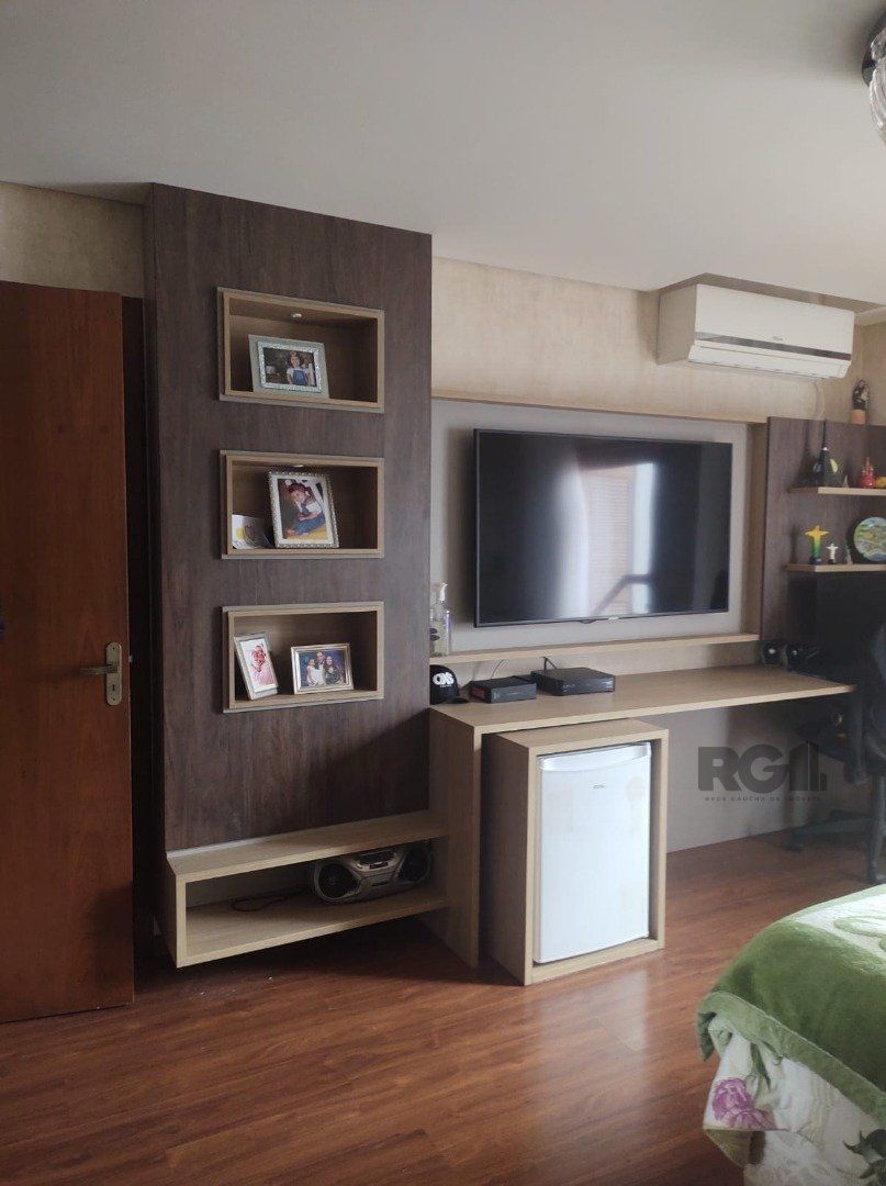 Casa à venda com 4 quartos, 201m² - Foto 12