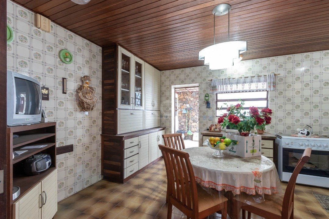 Casa à venda com 5 quartos, 1125m² - Foto 35