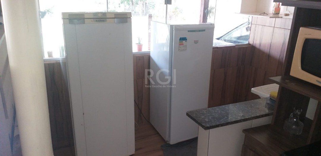 Casa à venda com 4 quartos, 121m² - Foto 25