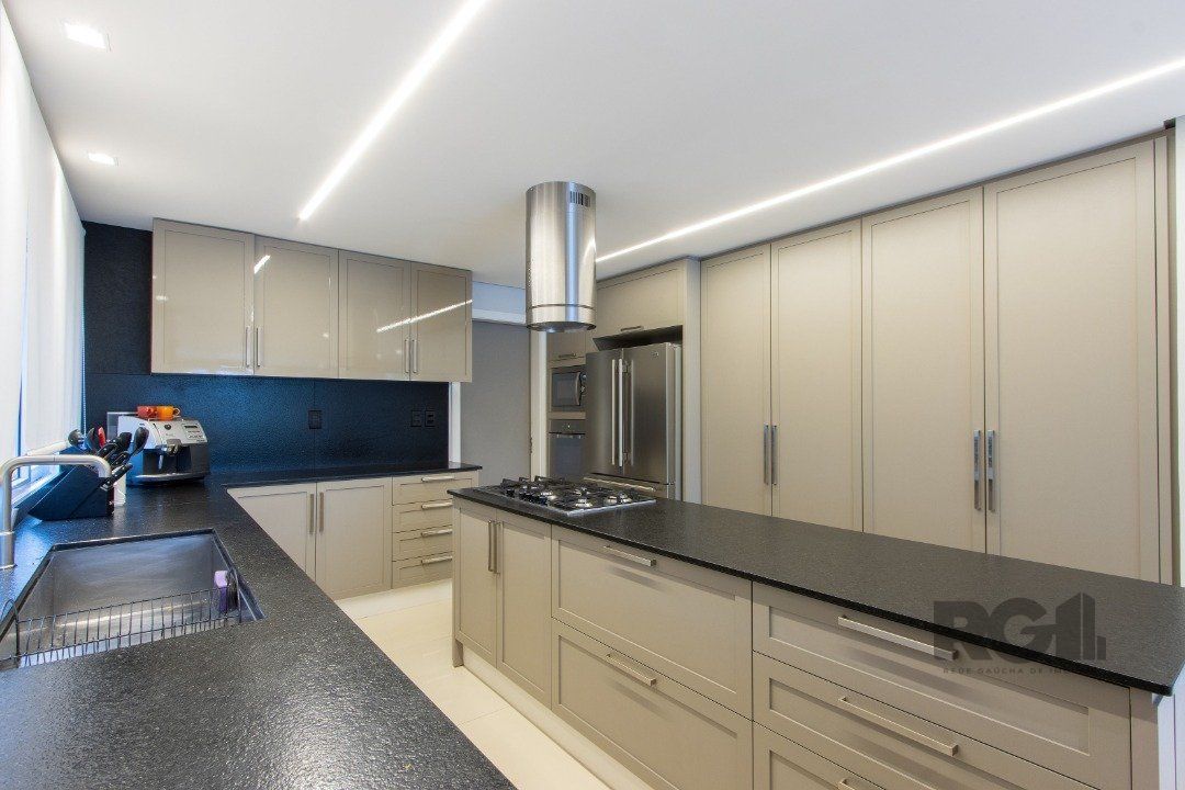 Casa de Condomínio à venda com 4 quartos, 350m² - Foto 46
