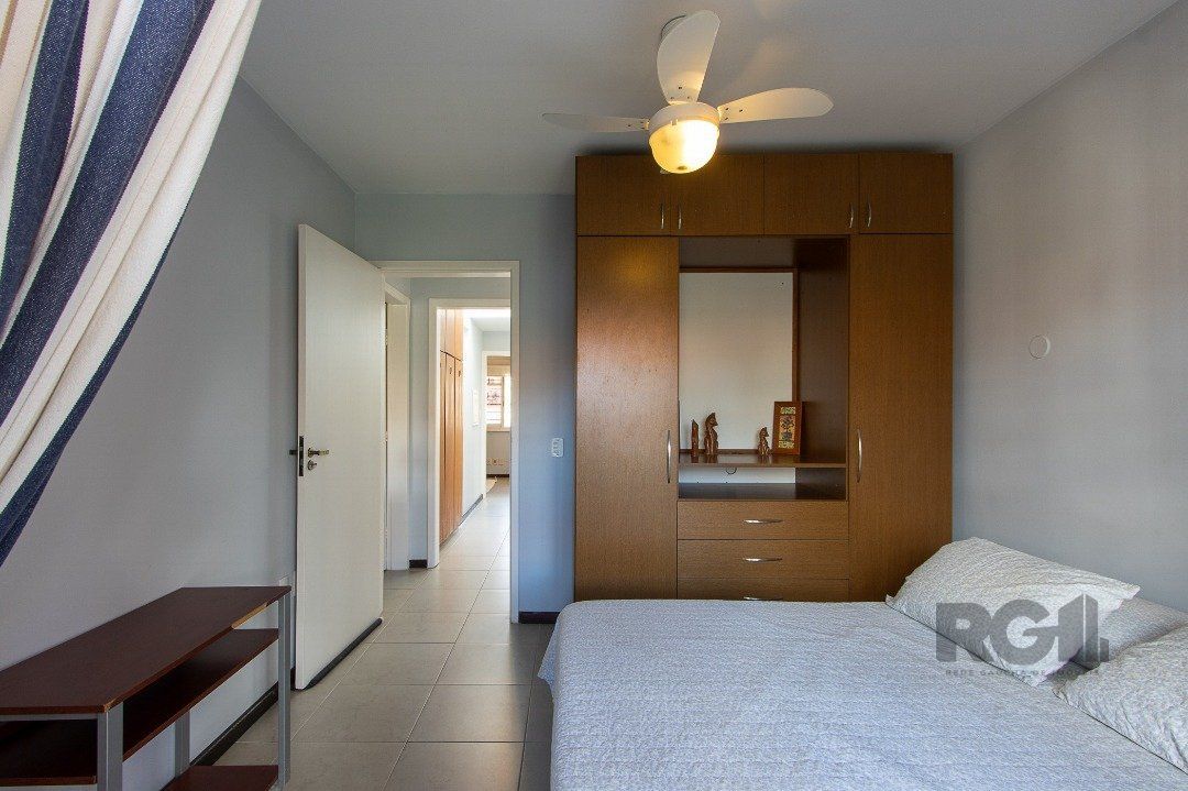 Casa de Condomínio à venda com 3 quartos, 217m² - Foto 42