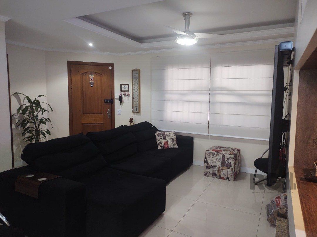 Casa à venda com 4 quartos, 201m² - Foto 3