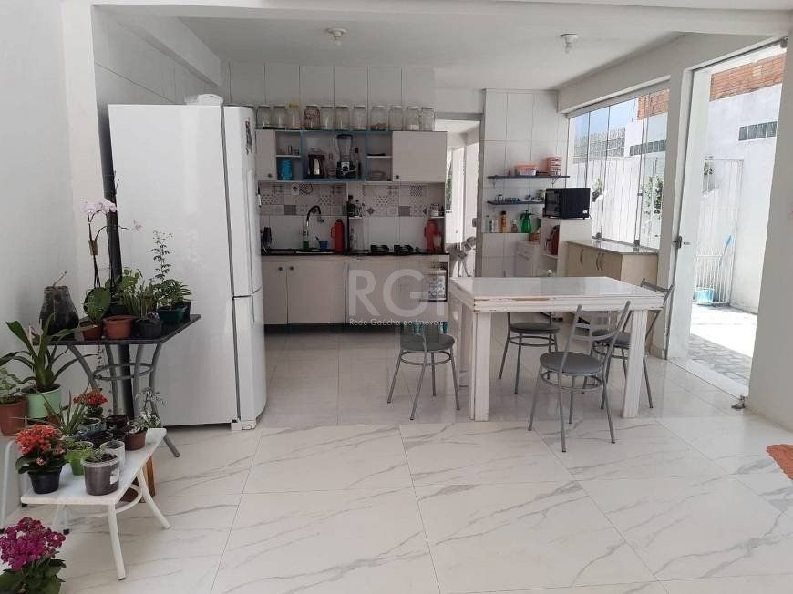 Casa à venda com 3 quartos, 117m² - Foto 3