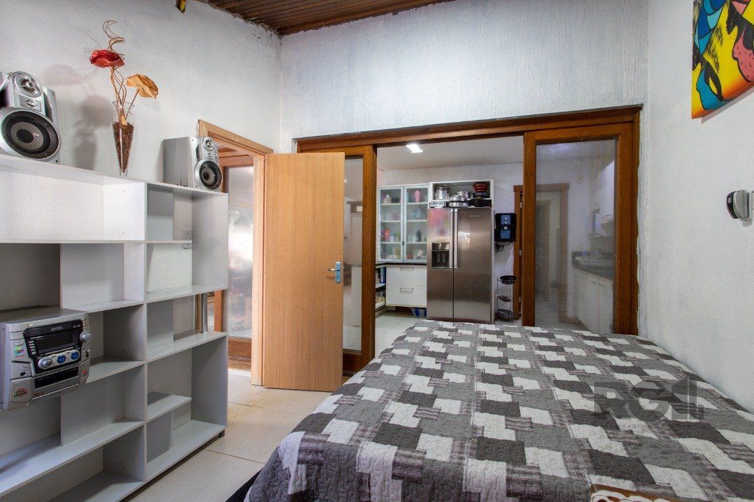 Casa de Condomínio à venda com 4 quartos, 226m² - Foto 19
