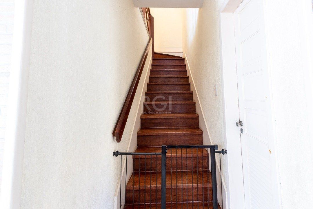Casa à venda com 3 quartos, 256m² - Foto 25