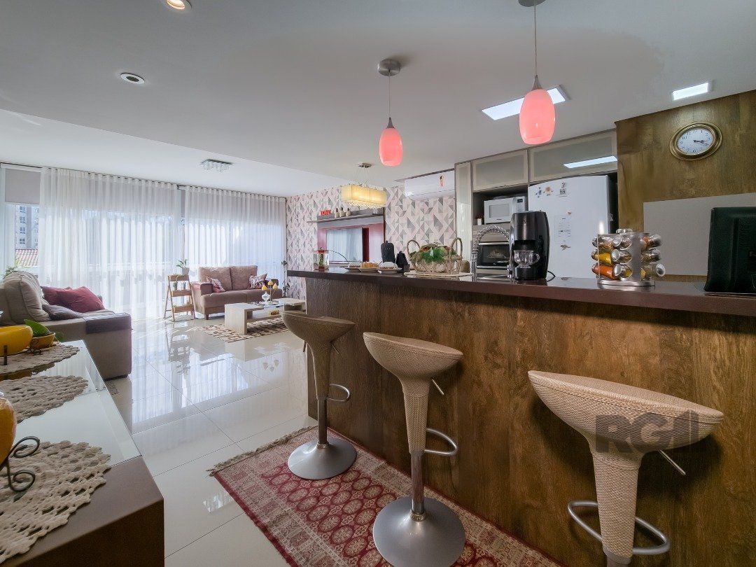 Apartamento à venda com 3 quartos, 149m² - Foto 1