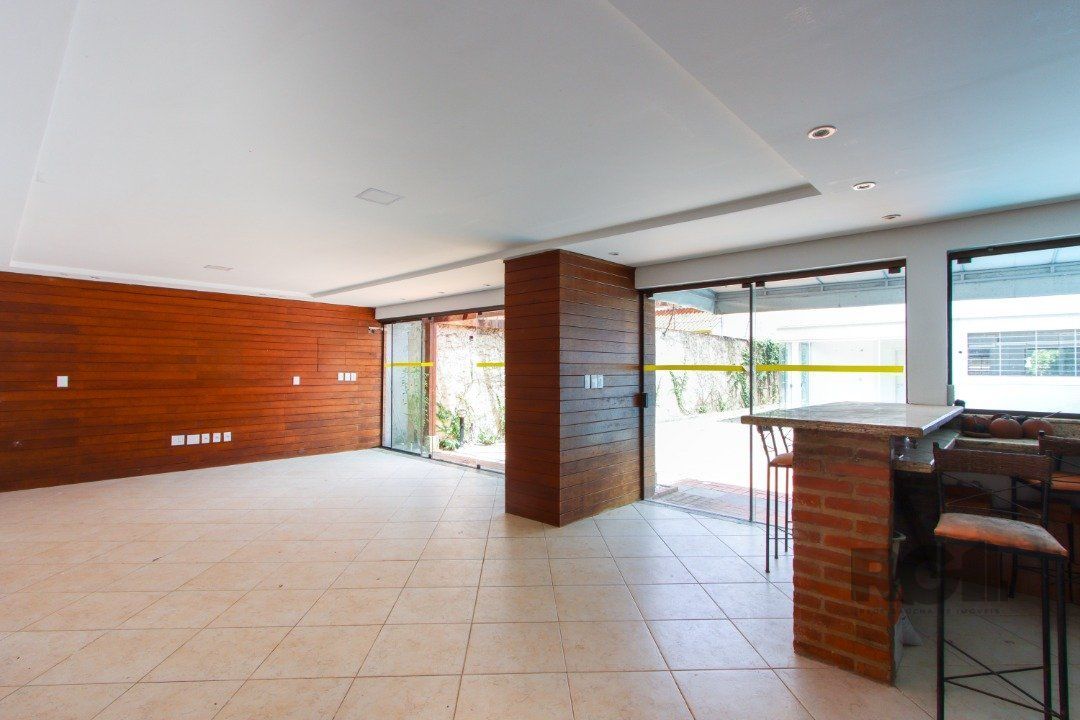 Casa à venda com 4 quartos, 347m² - Foto 33