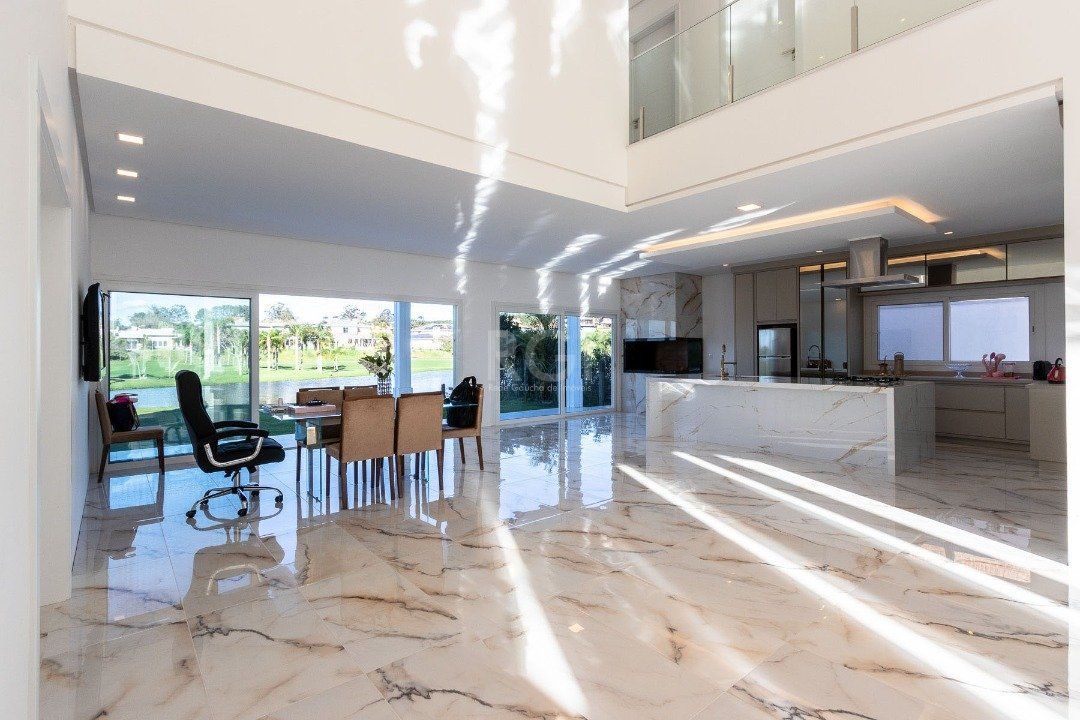 Casa de Condomínio à venda com 5 quartos, 388m² - Foto 9