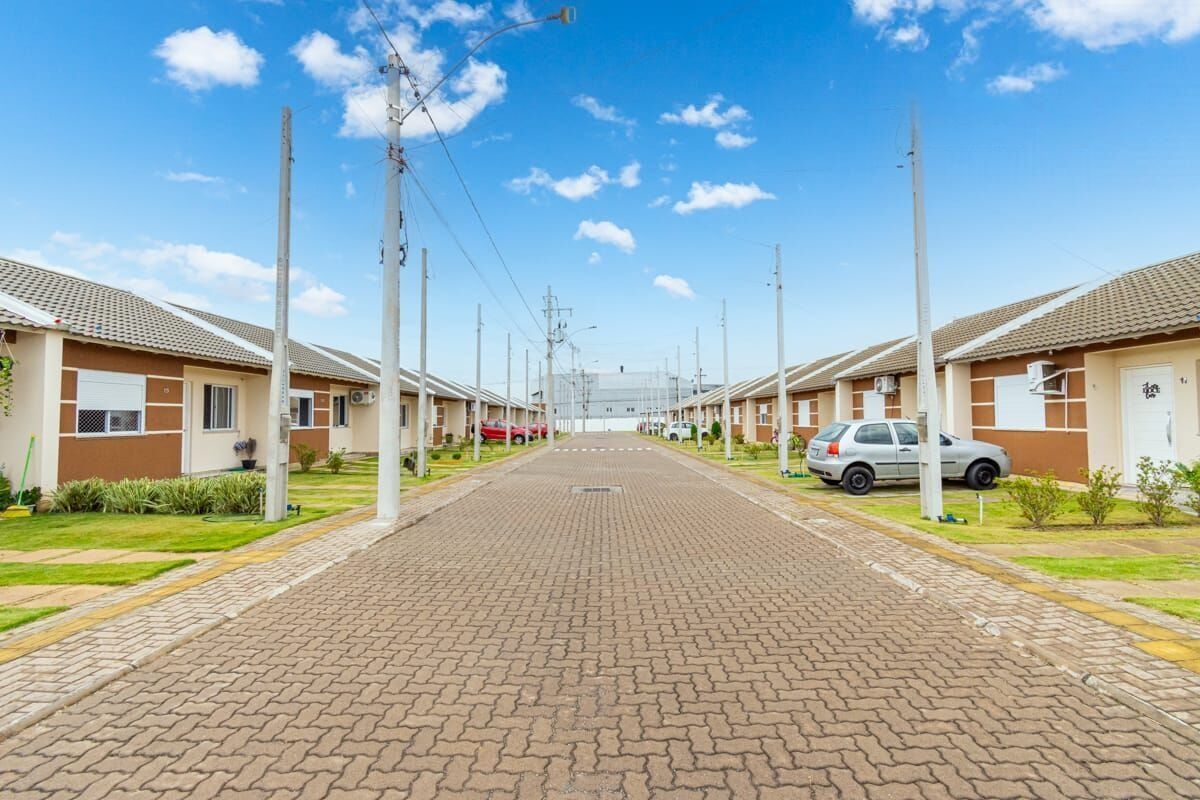 Casa à venda com 2 quartos, 45m² - Foto 24