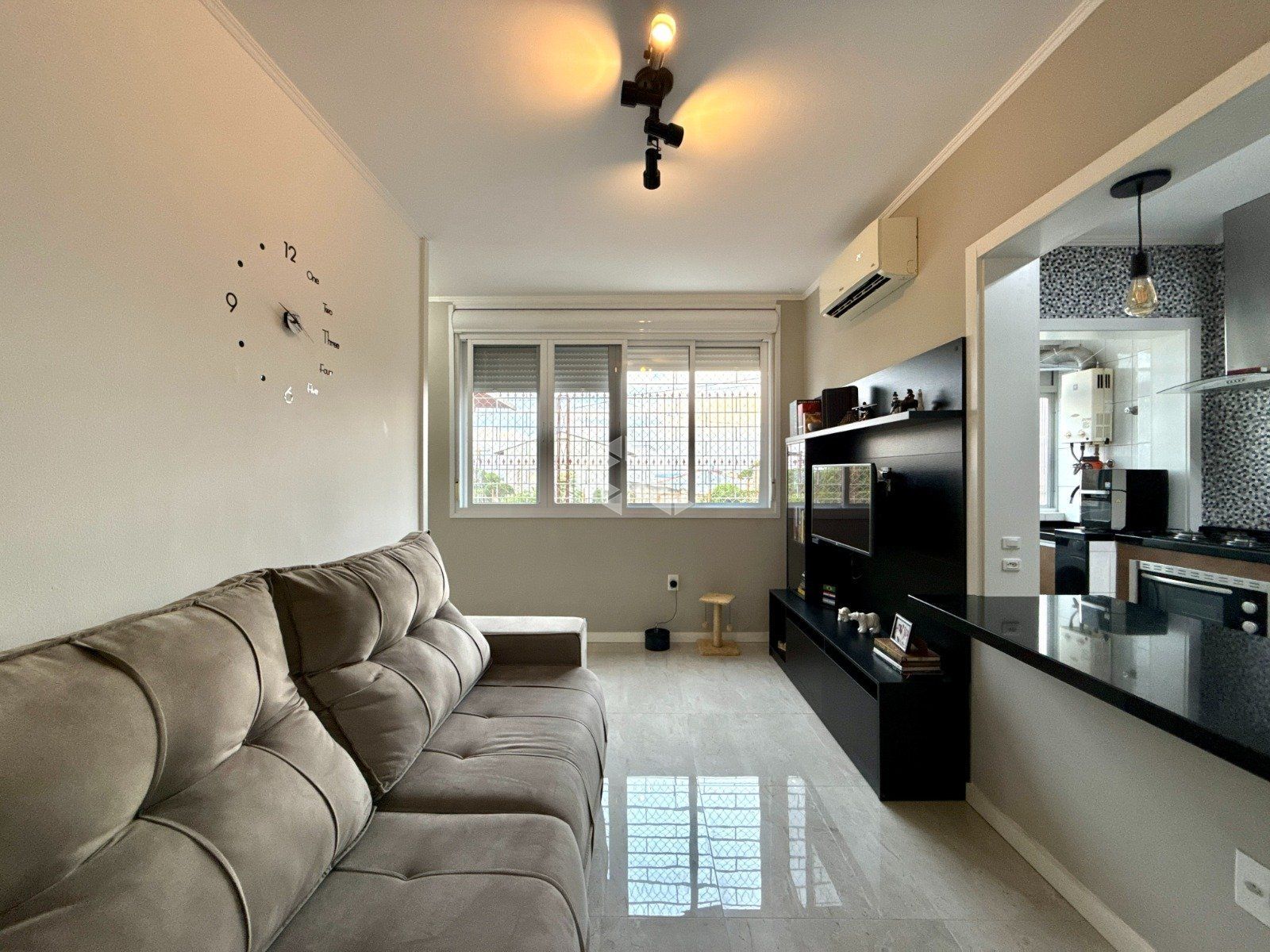 Apartamento 1 dormitórios à venda, vaga coberta - Bairro Jardim Lindóia