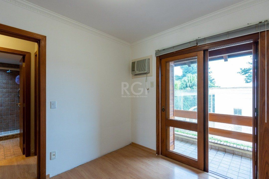 Casa de Condomínio à venda com 4 quartos, 215m² - Foto 43