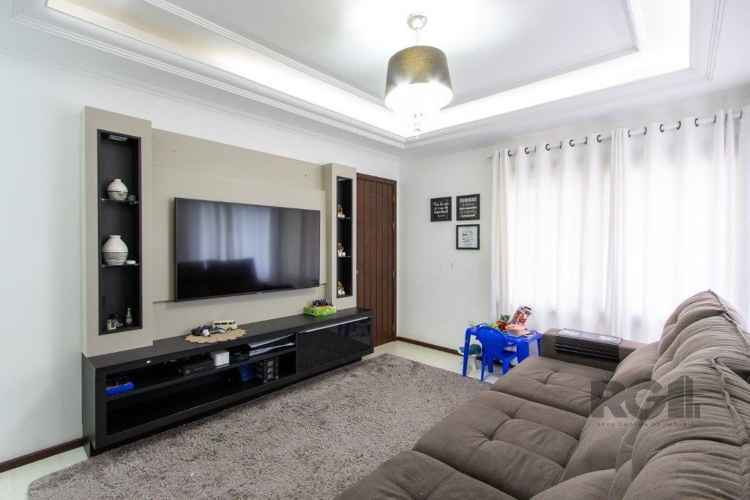 Casa à venda com 3 quartos, 161m² - Foto 2
