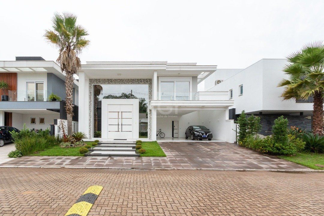 Casa de Condomínio à venda com 3 quartos, 239m² - Foto 1