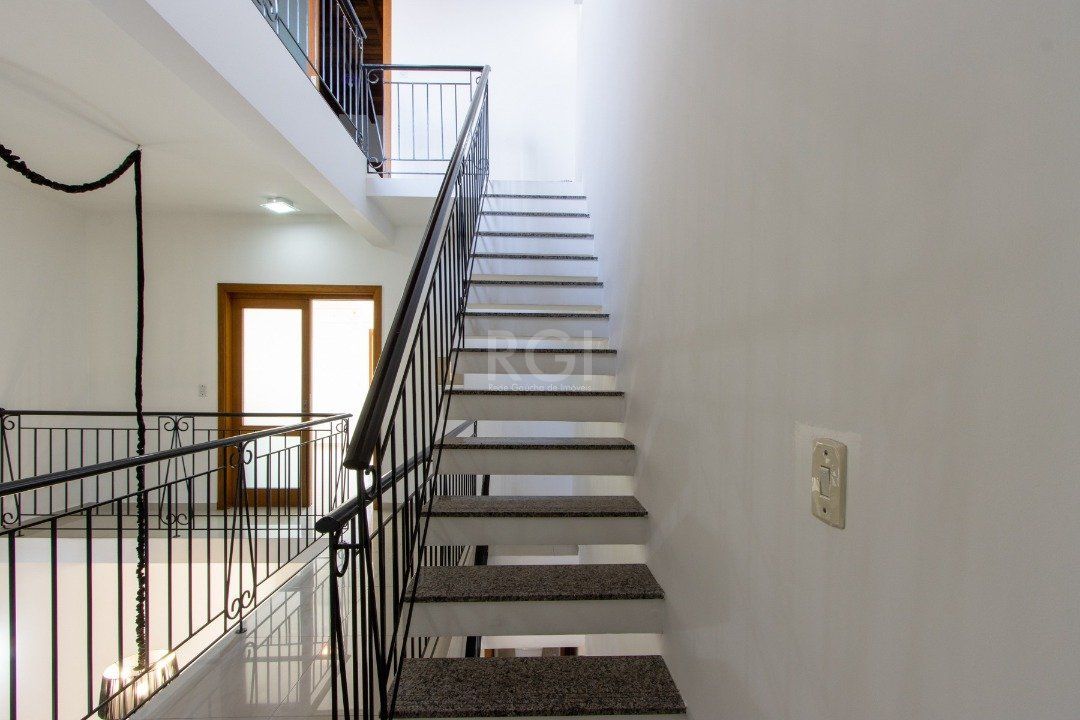 Casa à venda com 3 quartos, 204m² - Foto 45