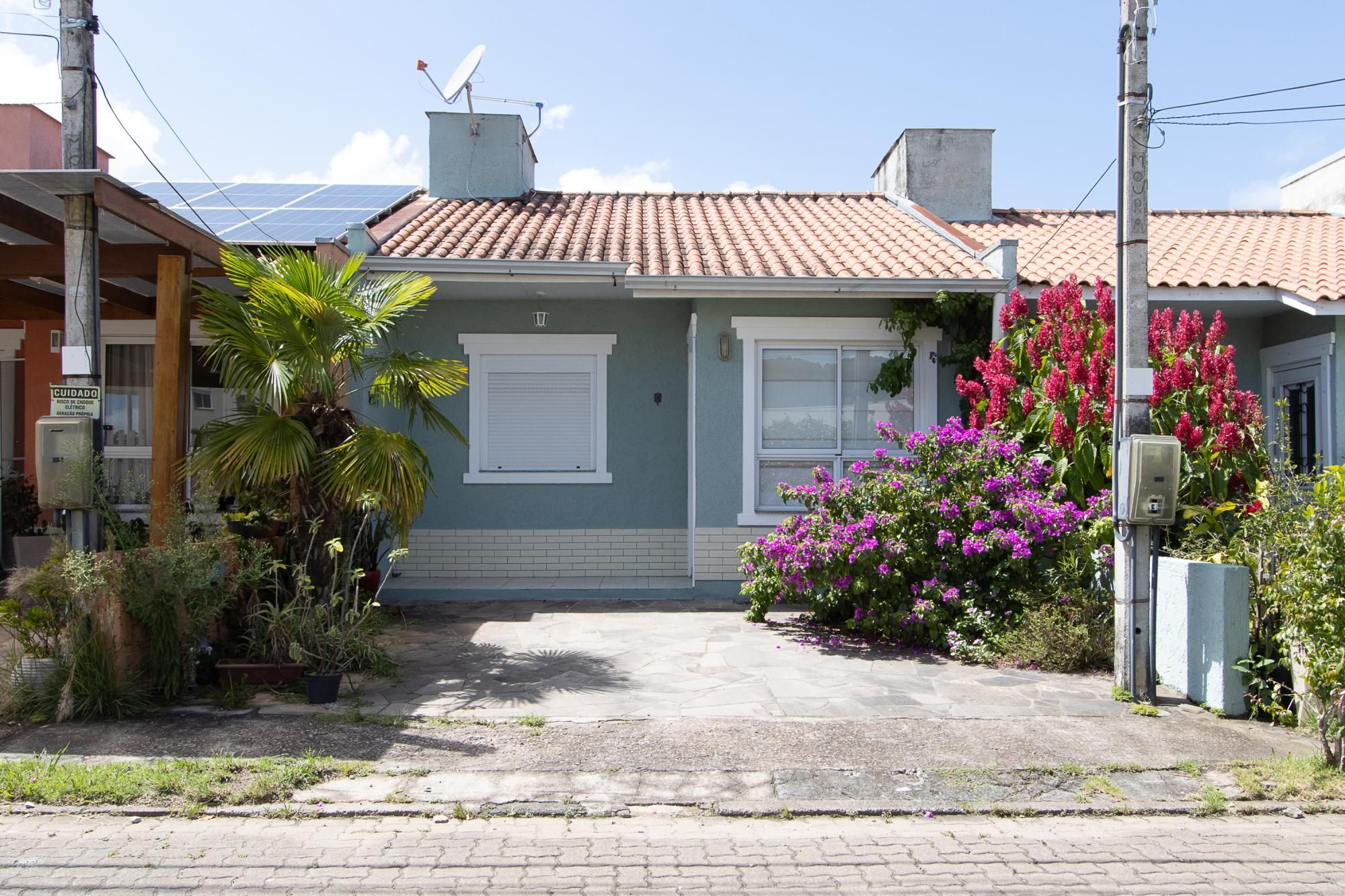 Casa de Condomínio 2 dormitórios no bairro Hípica