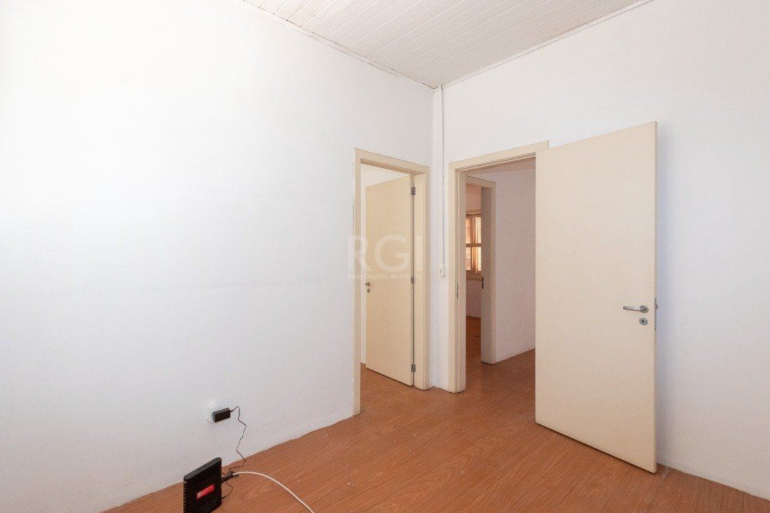 Casa à venda com 3 quartos, 232m² - Foto 25