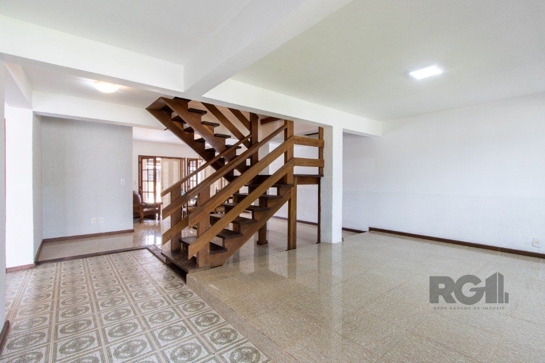 Casa à venda com 4 quartos, 256m² - Foto 7
