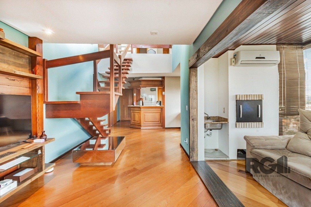 Cobertura à venda com 3 quartos, 202m² - Foto 1