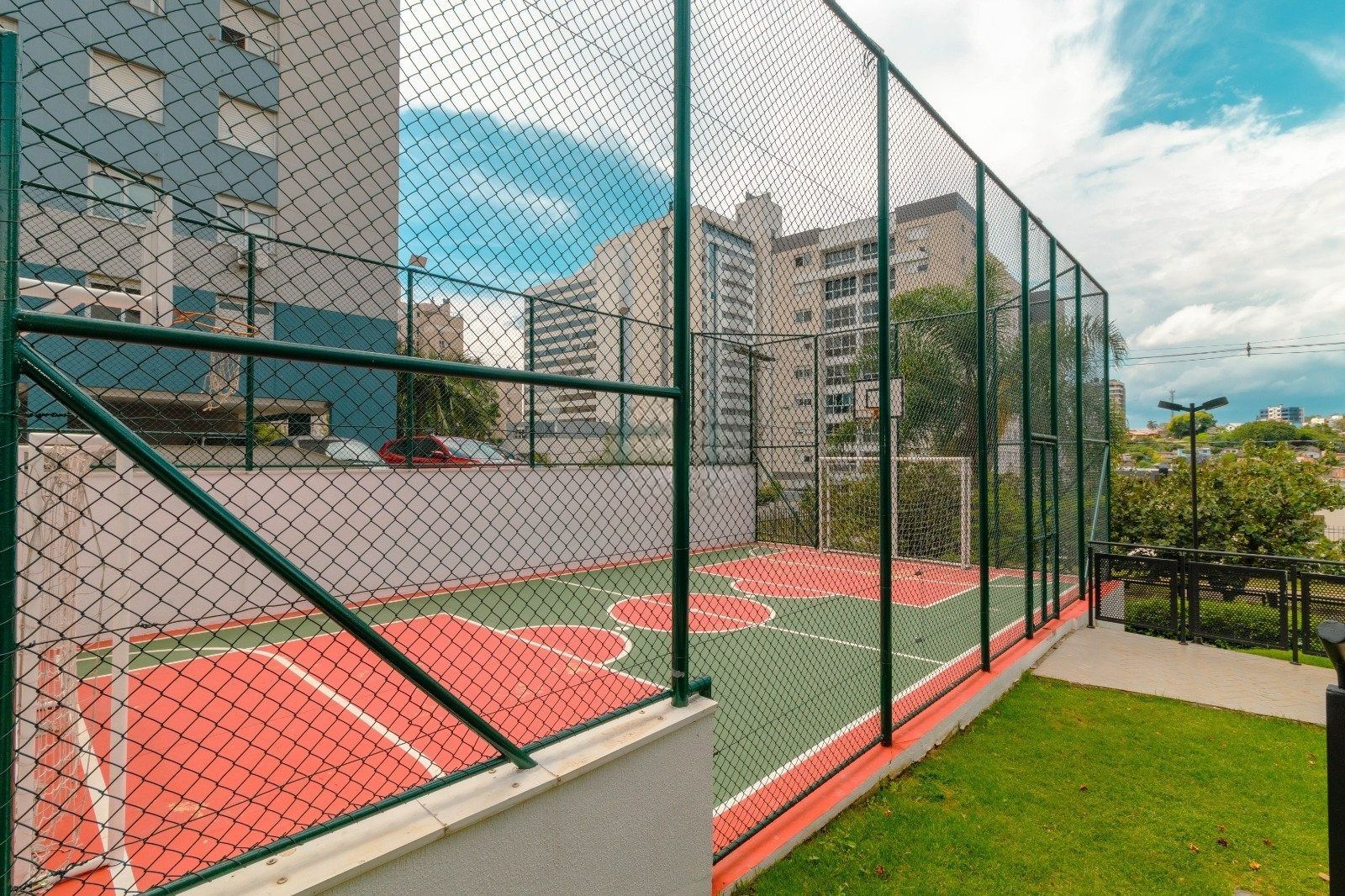 Apartamento à venda com 3 quartos, 137m² - Foto 28