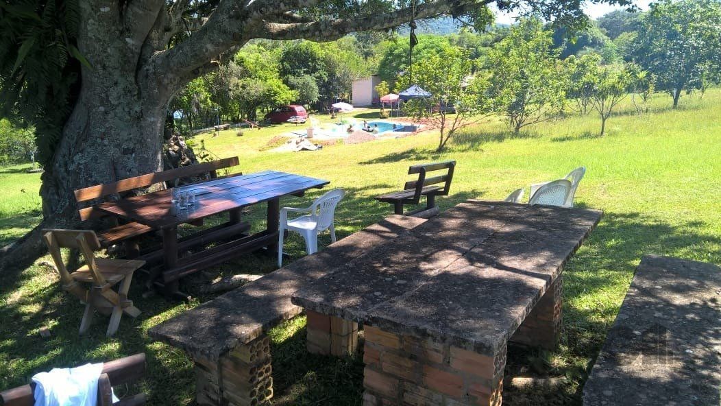 Sítio à venda com 3 quartos, 100m² - Foto 2