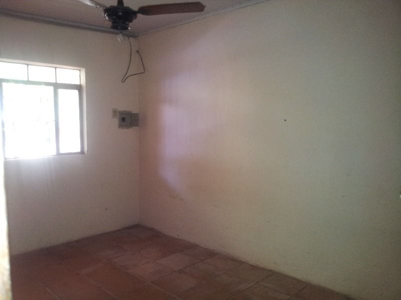 Casa à venda com 2 quartos, 100m² - Foto 5