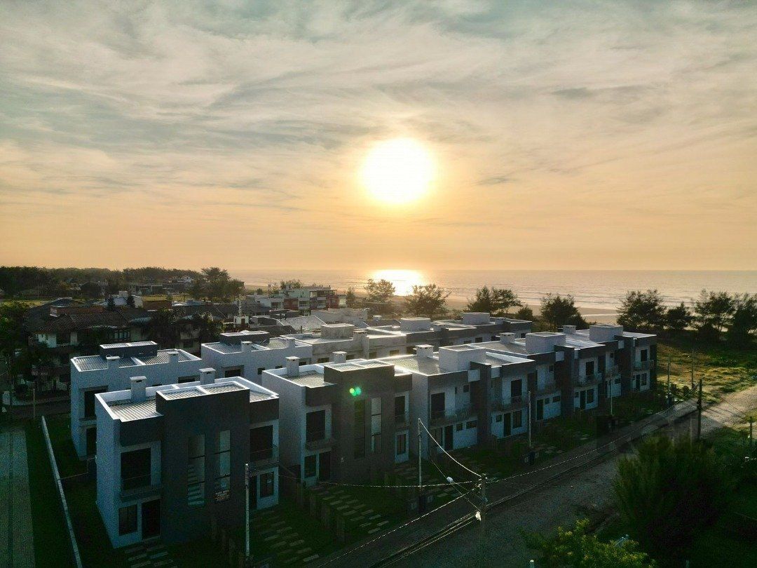 Sobrado à venda com 2 quartos, 75m² - Foto 1