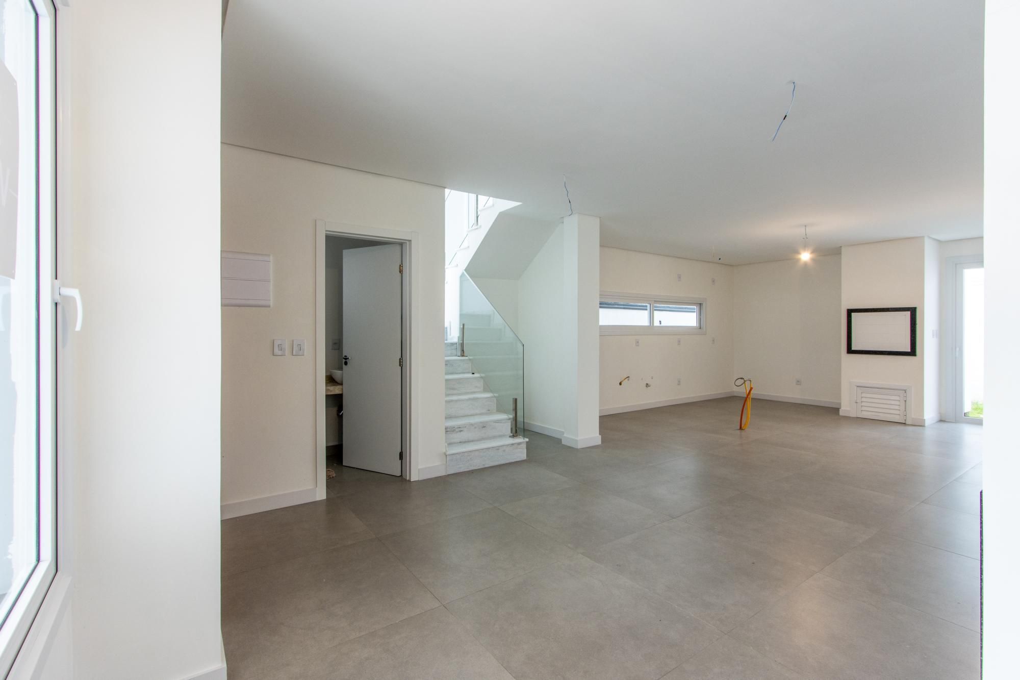 Casa no Condomínio  Pateo Verde, 3 suítes sendo 1 master com sacada e 2 vagas . — foto 4