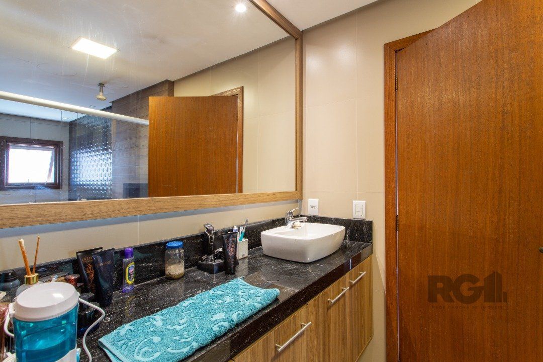 Casa de Condomínio à venda com 4 quartos, 226m² - Foto 41