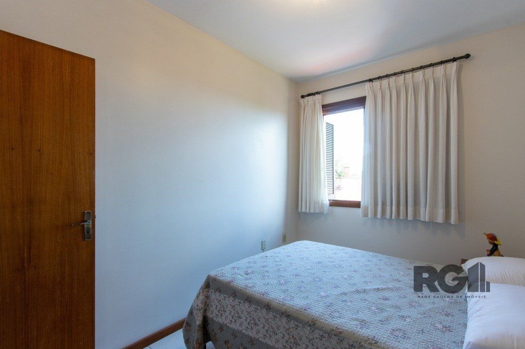 Casa de Condomínio à venda com 3 quartos, 274m² - Foto 28